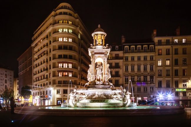 Vue de Lyon la nuit