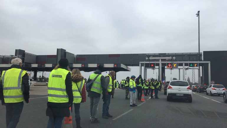 Saint Romain De Popey Gilets Jaunes La Mobilisation Se