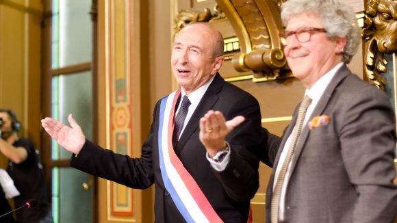 Gérard Collomb juste après sa réélection comme maire de Lyon, le 5 novembre 2018 © Tim Douet