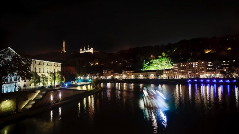 vue de Lyon la nuit