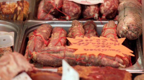 Etal de charcuterie à Lyon © Tim Douet