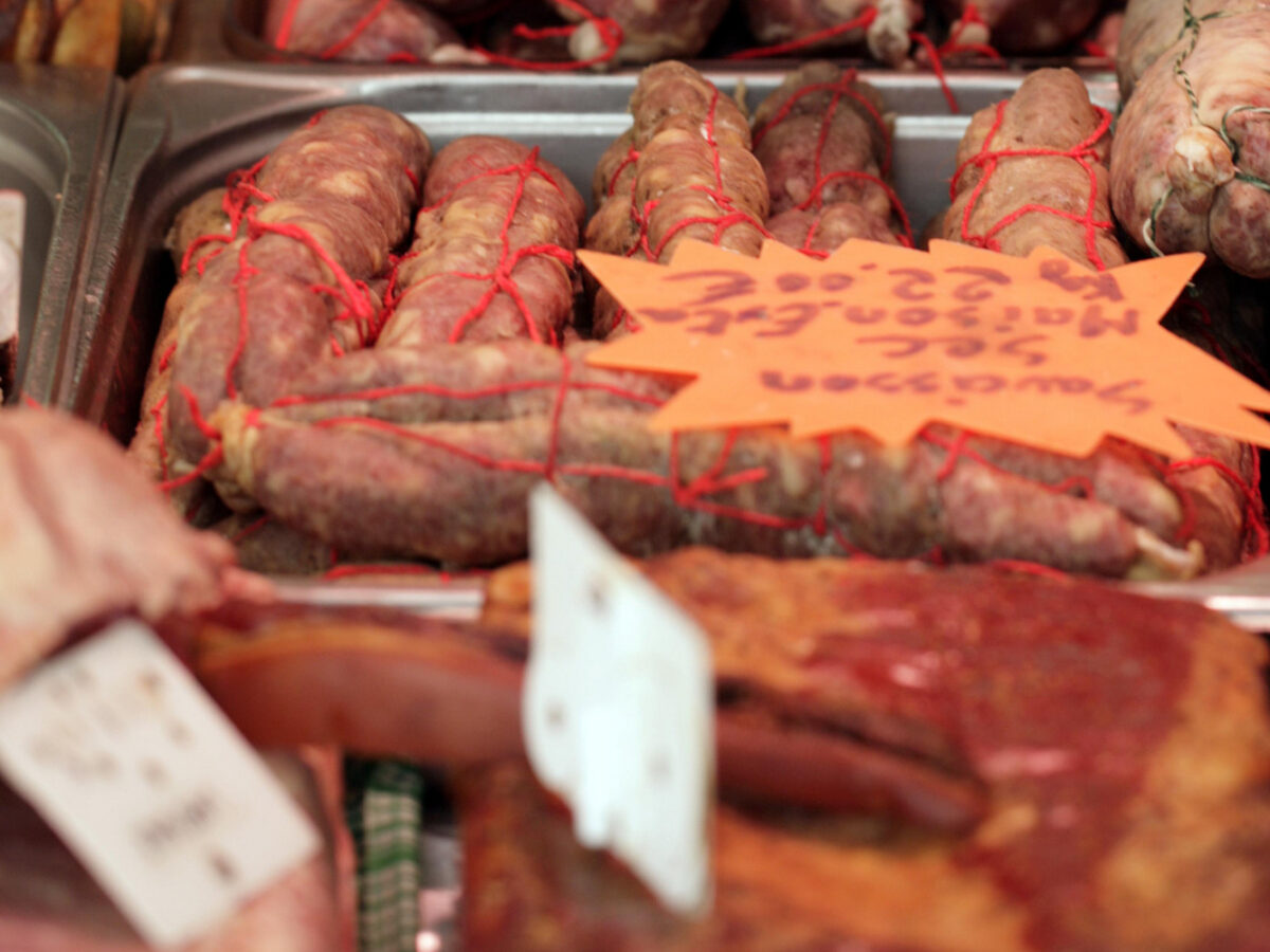 Etal de charcuterie à Lyon © Tim Douet