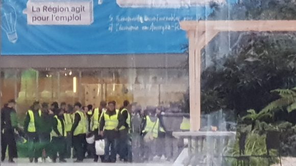 Lyon, 7 décembre 2018 – Gilets jaunes à l’hôtel de région © Tim Douet