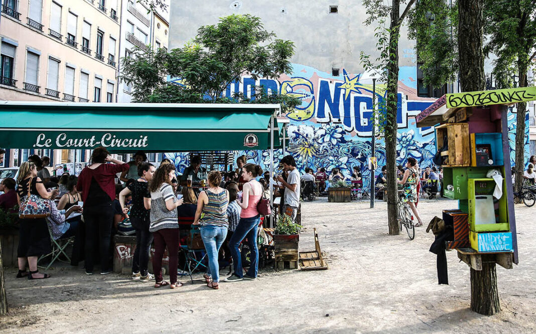 Lyon : un bar-restaurant du 7e arrondissement fermé pour troubles à l'ordre  public