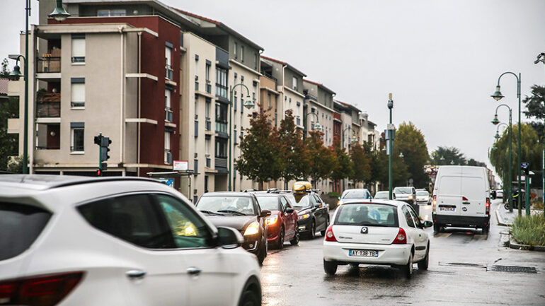 L’avenue Charles-de-Gaulle, à Tassin © Antoine Merlet