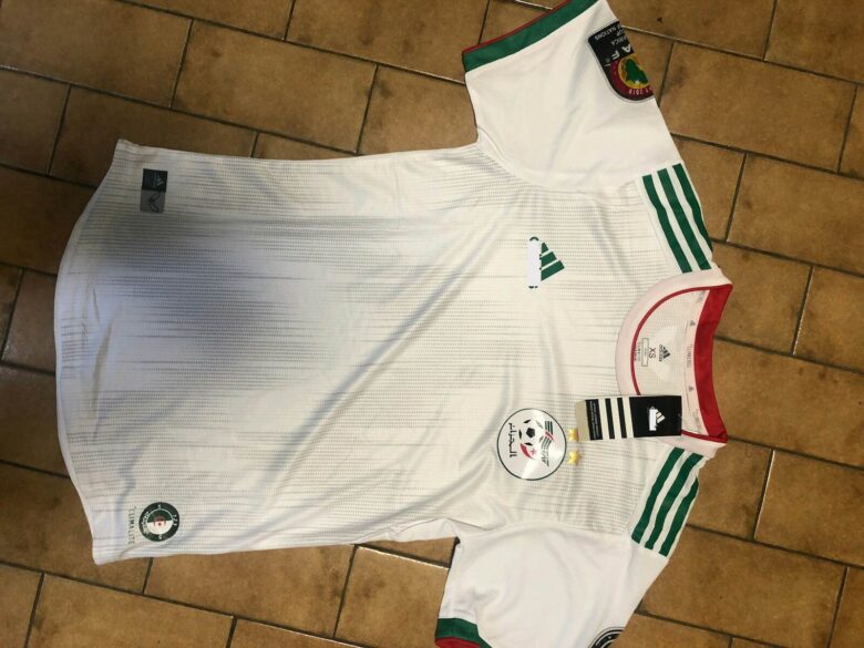 site de faux maillot de foot