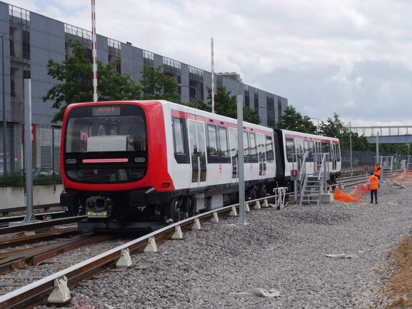 Nouvelle rame du métro B © Sytral 2019