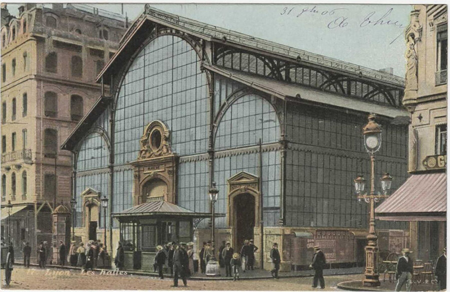 Anciennes halles de Lyon, aux Cordeliers © Archives municipales (4FI 1388)