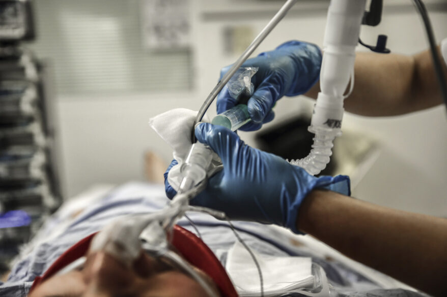 Combien De Temps Peut On Rester Dans Le Coma Artificiel Guérie du coronavirus après dix-huit jours de coma : "Je reviens d’un