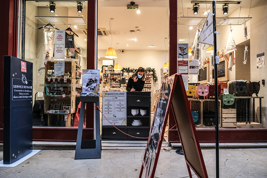 Le “click and collect” de la boutique spécialisée dans les ustensiles culinaires, Alice Délice, en centre-ville © Antoine Merlet