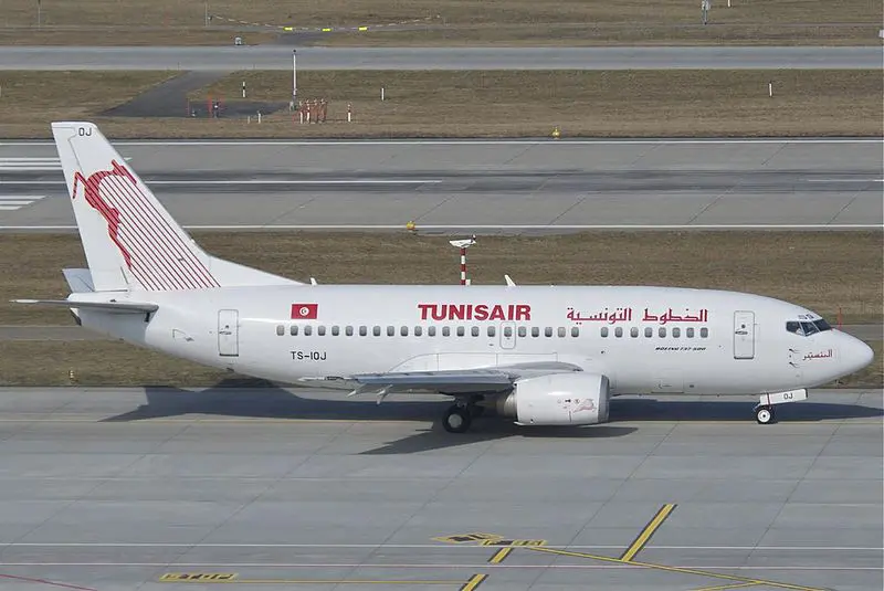 Apres Une Perte De Pression En Cabine Un Avion En Route Pour Lyon Atterrit D Urgence A Tunis