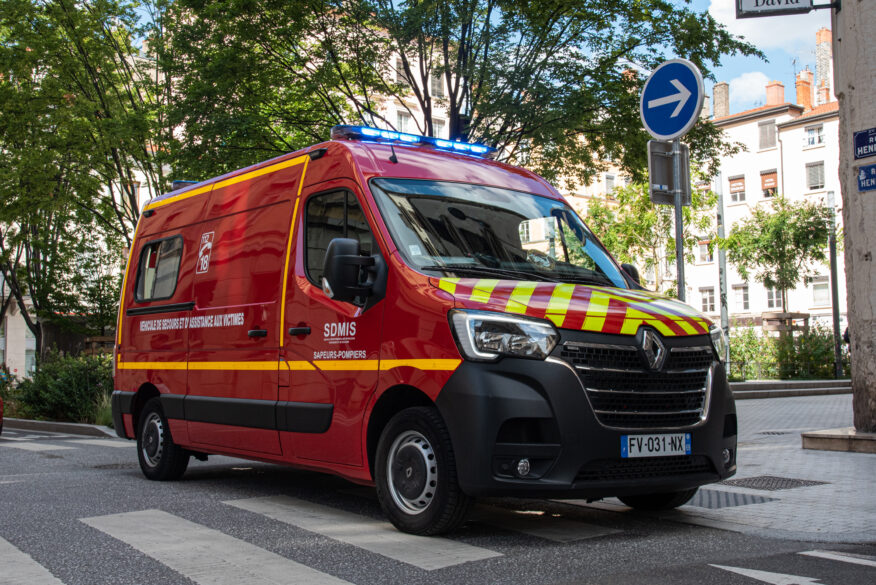 Lyon : un homme poignardé près de la gare Perrache - Vimarsana News