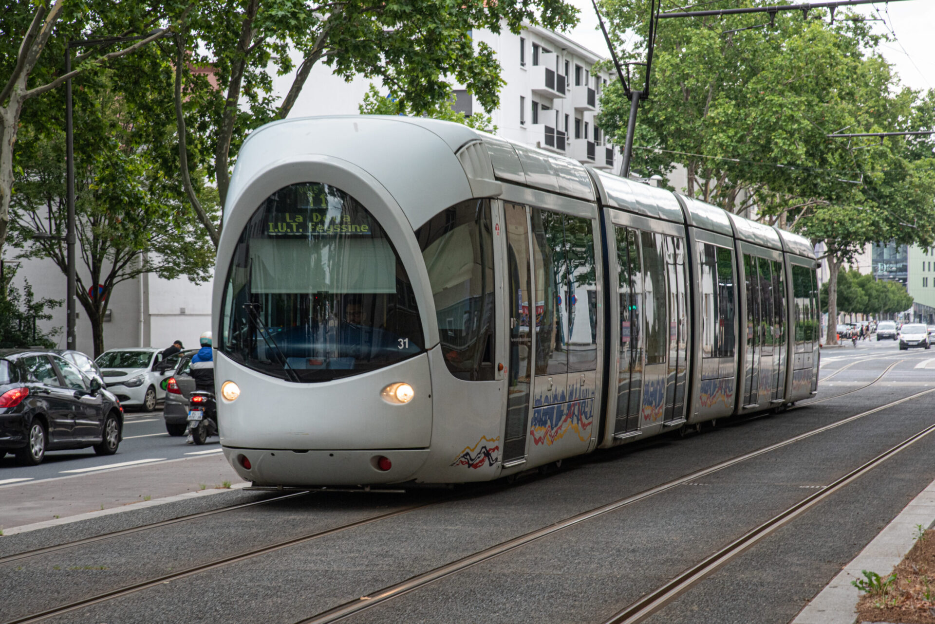 Lyon Les Transports TCL Renforc s Pour Les Nuits Sonores