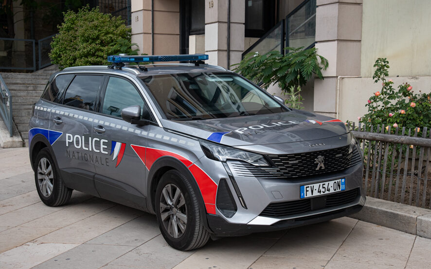 Lyon voiture police