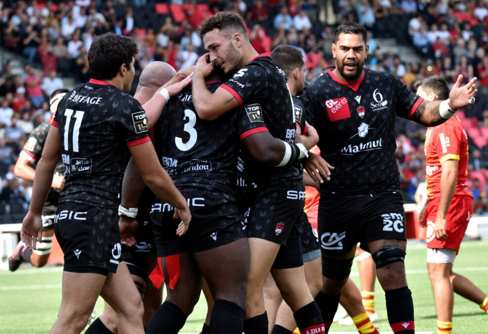 Première victoire en trois matchs pour le LOU rugby. (Photo de JEAN-PHILIPPE KSIAZEK / AFP)