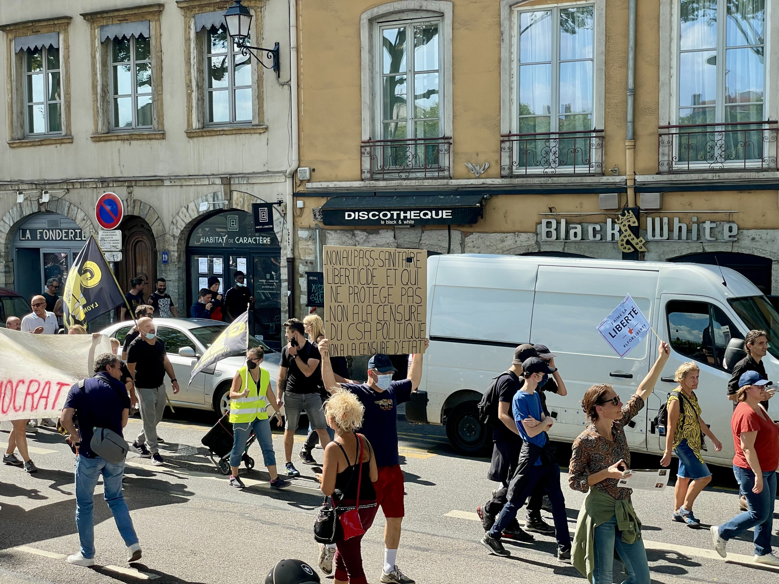 Manifestation Anti Pass Sanitaire Le Mouvement Prend De Lampleur à