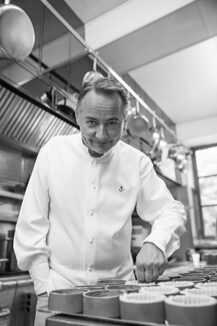 Jean-Christophe Ansanay-Alex, chef de l'Auberge de l'Ile Barbe, haut lieu gastronomique de Lyon
