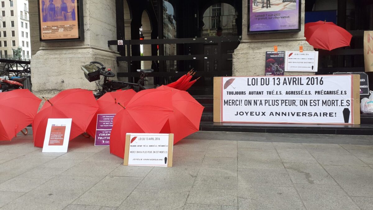 Manifestation contre la loi de protection des travailleuses du sexe. ©Mairie de Monterno