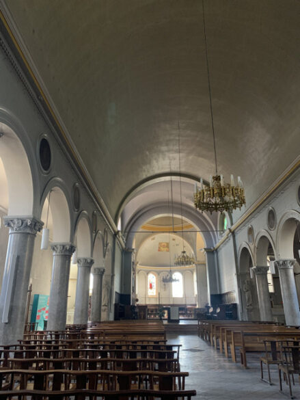 intérieur église 