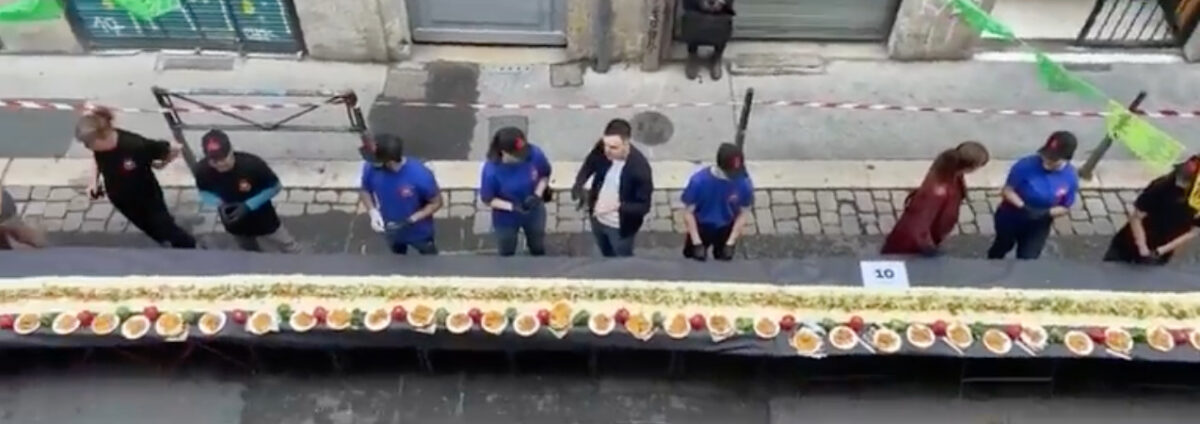 Gomex Cantina (Lyon) a réalisé le plus grand burrito de France