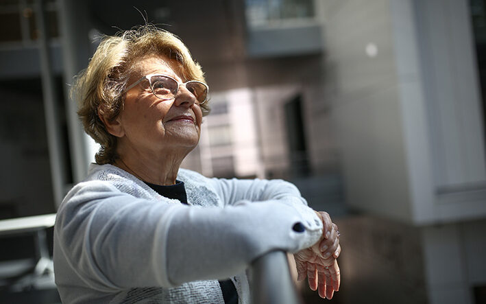 Michèle Vianès, présidente de l'ONG Regards de Femmes