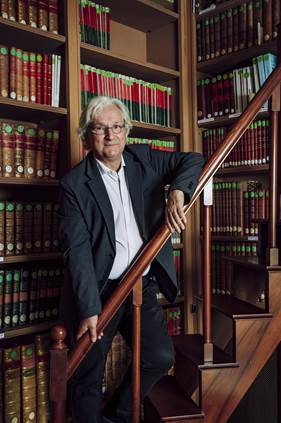 Etienne Ghys, directeur de recherche émérite au CNRS et secrétaire perpétuel de l’Académie des sciences depuis 2019