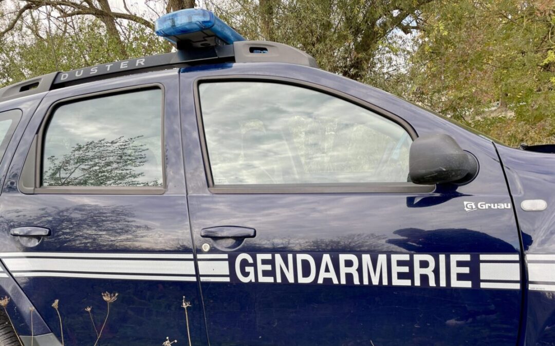 Gendarme voiture faits-divers