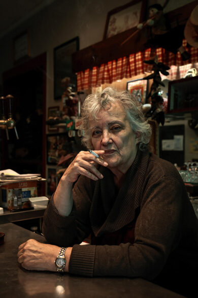 Muriel Ferrari, patronne du café des Artisans, à Lyon