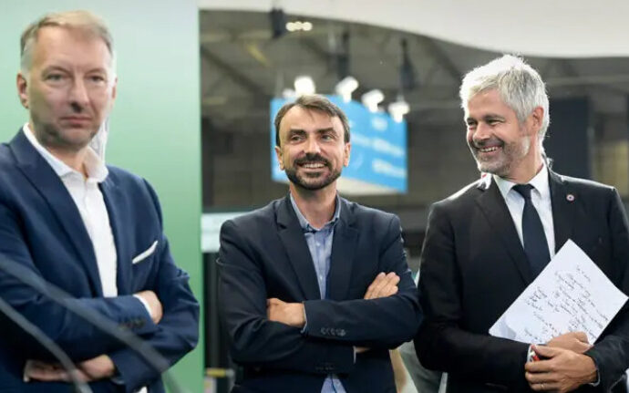 Bruno Bernard, président de la Métropole de Lyon, Grégory Doucet, maire de Lyon, laurent Wauquiez, président de la région Auvergne-Rhône-Alpes