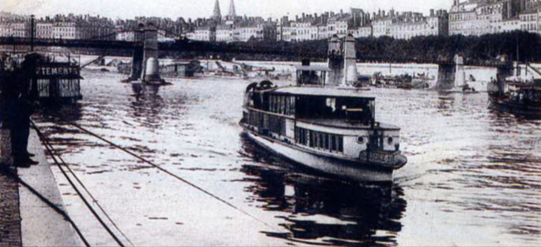 Les bateaux-mouches lyonnais de la Compagnie des bateaux à vapeur omnibus à la fin du 19e siècle