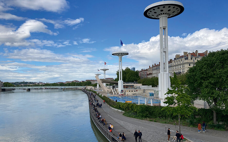 La Ville de Lyon rehausse la température de l'eau de ses piscines