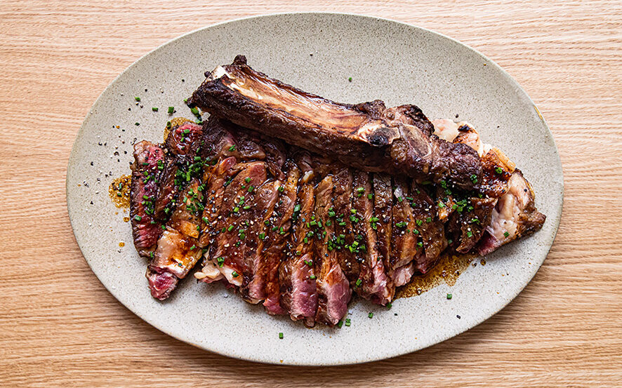 Cote de boeuf T Bone au restaurant Demeter à Lyon Demeter