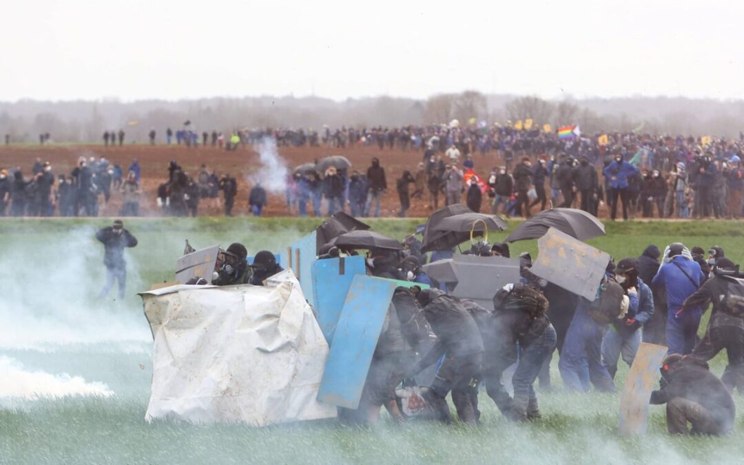 manifestation sainte soline soulevements de la terre