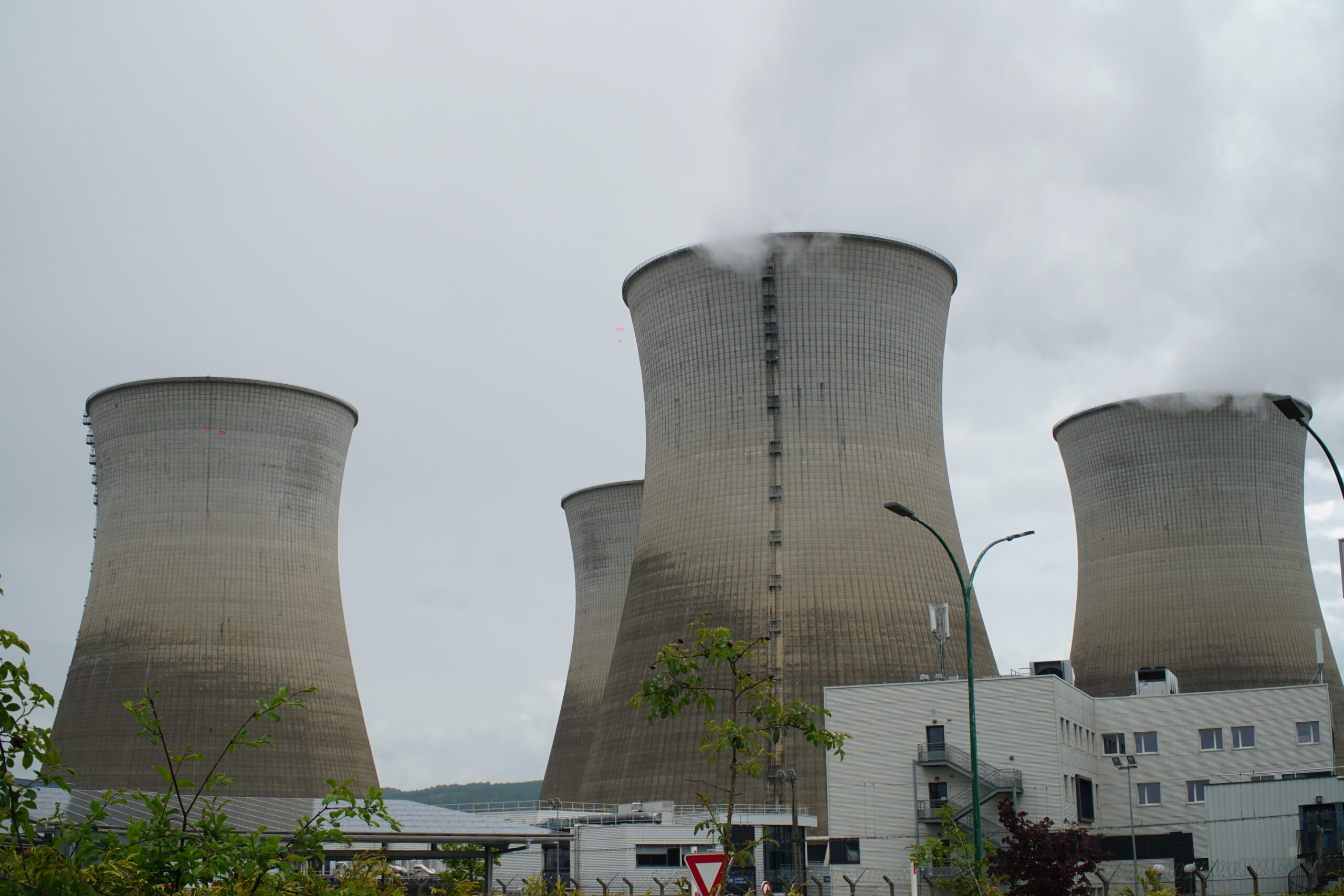 Centrale nucléaire du Bugey dans l'Ain @ Cheyenne Gabrelle