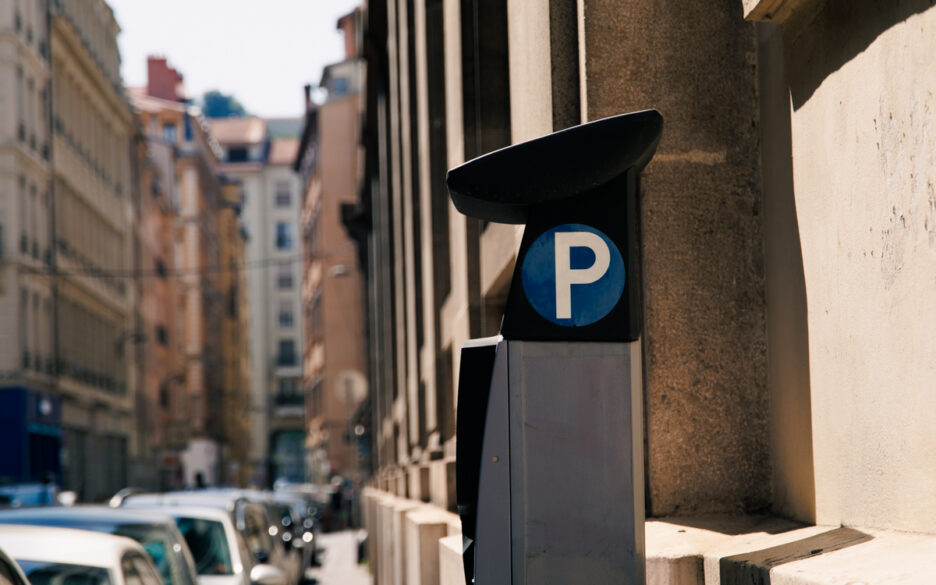 Place de Parking Lyon @Hugo LAUBEPIN