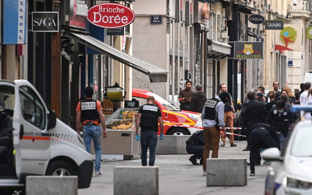 ATTentat rue victor huog lyon