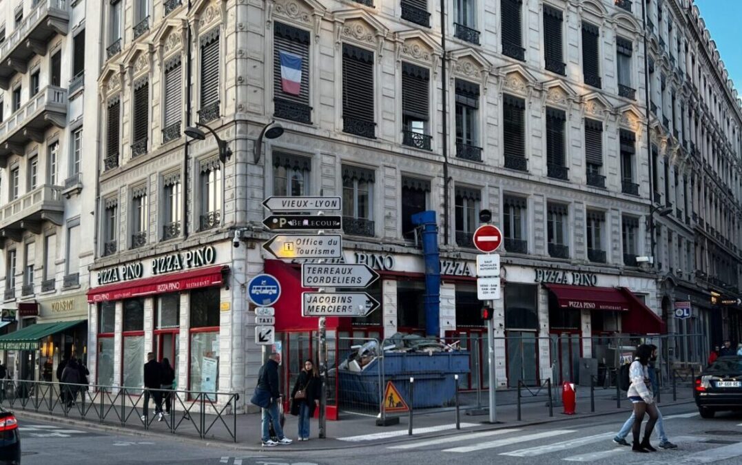 rue de Lyon place Bellecour