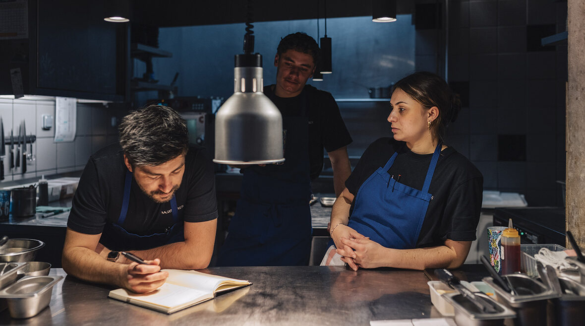 Noé Saillard, chef, Jade Dumoulin (chef pâtissière)