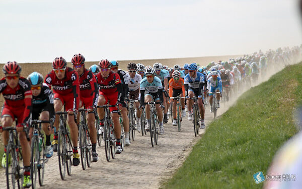 peloton cyclistes