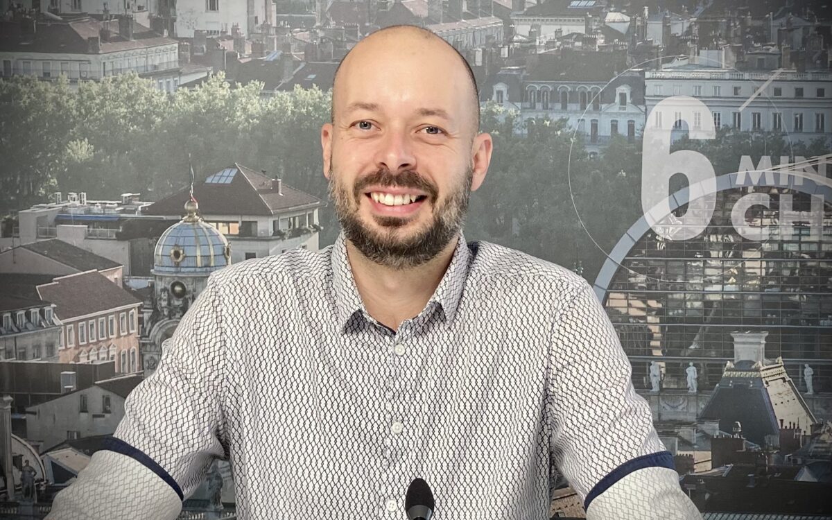 Philippe Guelpa-Bonaro, vice-président à la Métropole de Lyon en charge de la réduction de la publicité
