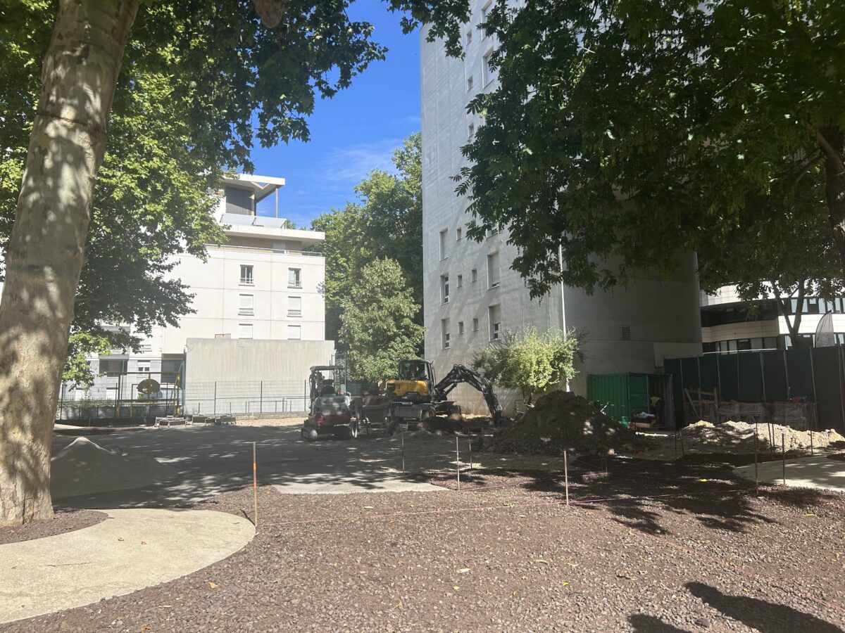 Escuela Antoine Charial