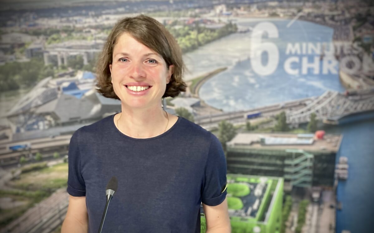 Mélodie Cros Ferréol, coprésidente de La Ville à Vélo, est l’invitée de 6 minutes chrono / Lyon Capitale.