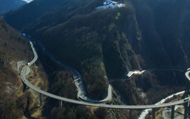 viaduc_des_egratz_route_blanche_RN205_©ATMB