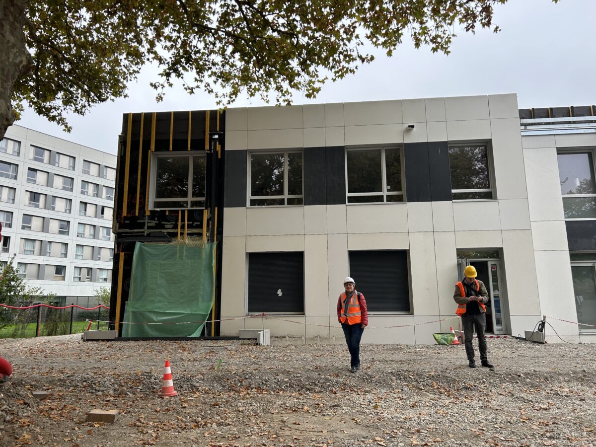 Bâtiment accueil voyageur gare routière Gerland 