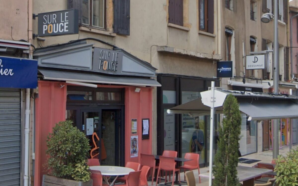 Le restaurant Sur le Pouce à Villefranche-sur-Saône a été fermé par la préfecture du Rhône. Google Maps