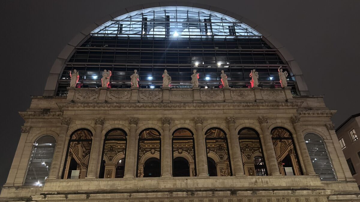 Lyon, la nuit, l'opéra