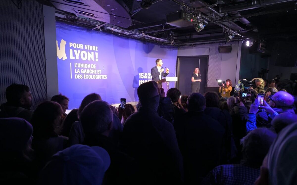 Grégory Doucet en meeting à Lyon