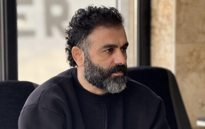 Meisam Amini, entraîneur du club Lyon Saint-Priest Lutte.