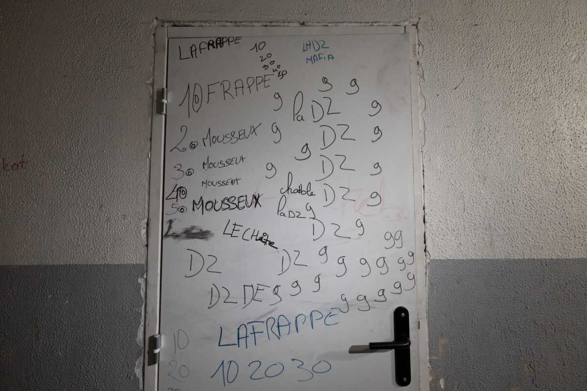 Photo d'illustration DZ Mafia. (Photo MIGUEL MEDINA / AFP)