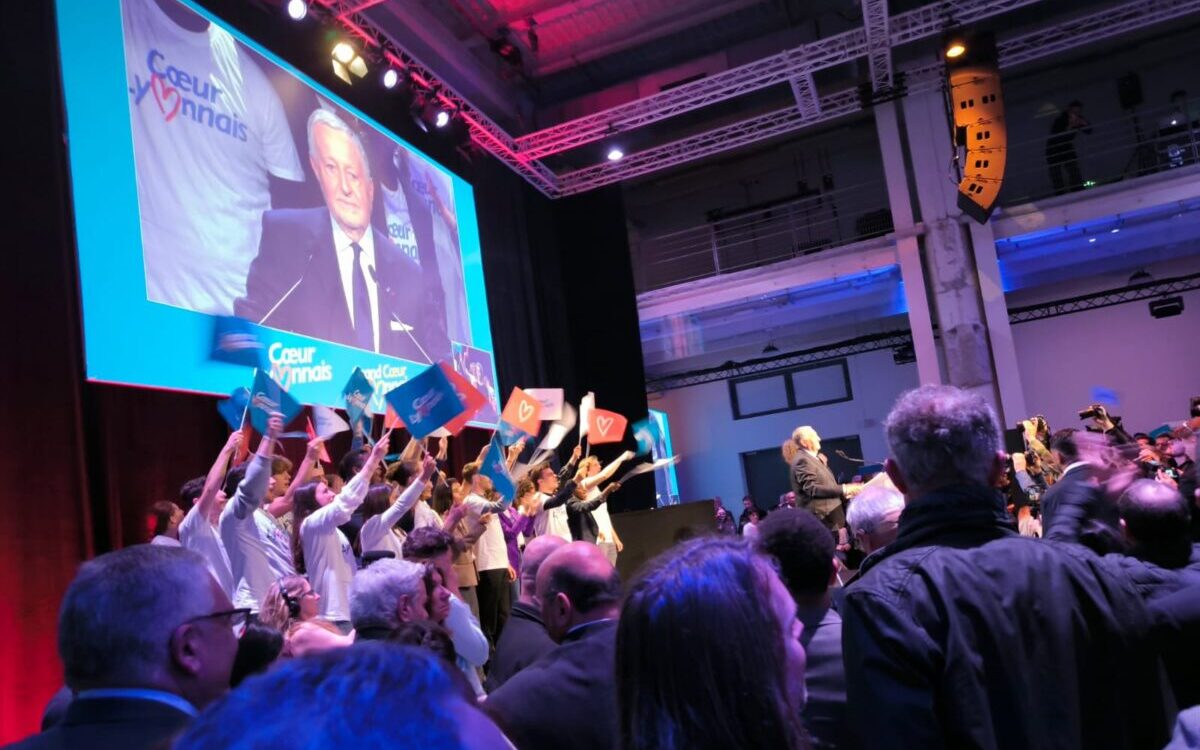 Meeting de Jean-Michel Aulas et Véronique Sarselli